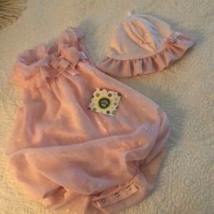 NWT infant romper and hat set